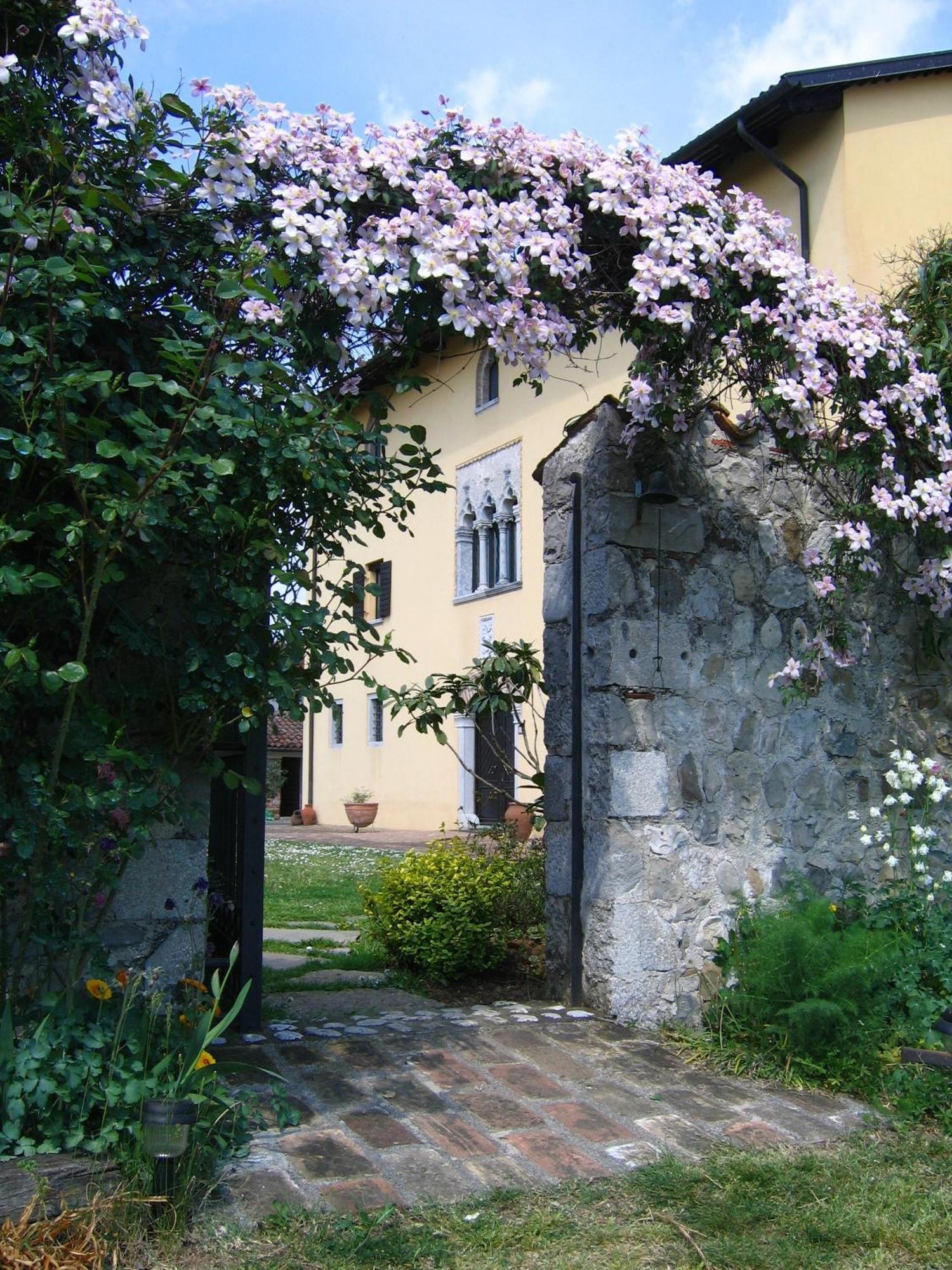 Agriturismo Domus Magna Povoletto Ngoại thất bức ảnh